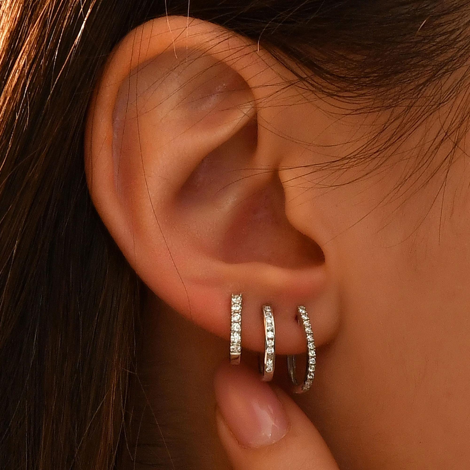 18k Diamond Hoop Earrings, 14k Solid Gold Diamond Huggie Earrings, Mini Gold Hoop Earrings, Diamond Earrings for Women, Gold Earrings