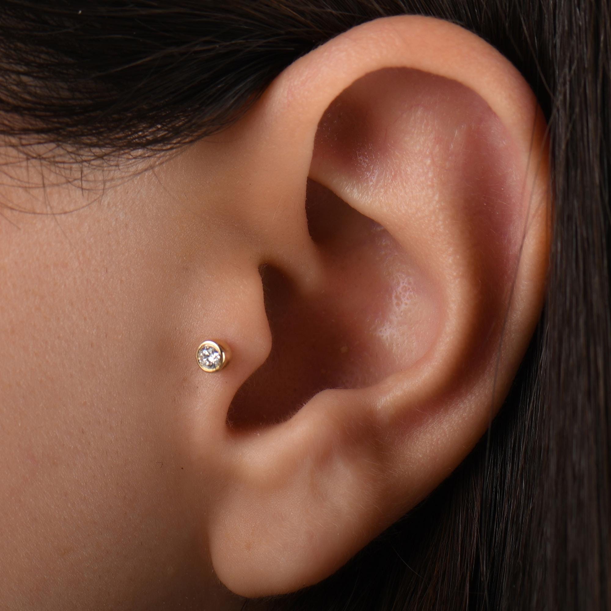 18k Diamond Solitaire Tragus Piercing, 14k Real Gold Solitaire Tragus Earring, Tragus Jewelry, Diamond Cartilage Earring, Flat Back Tragus