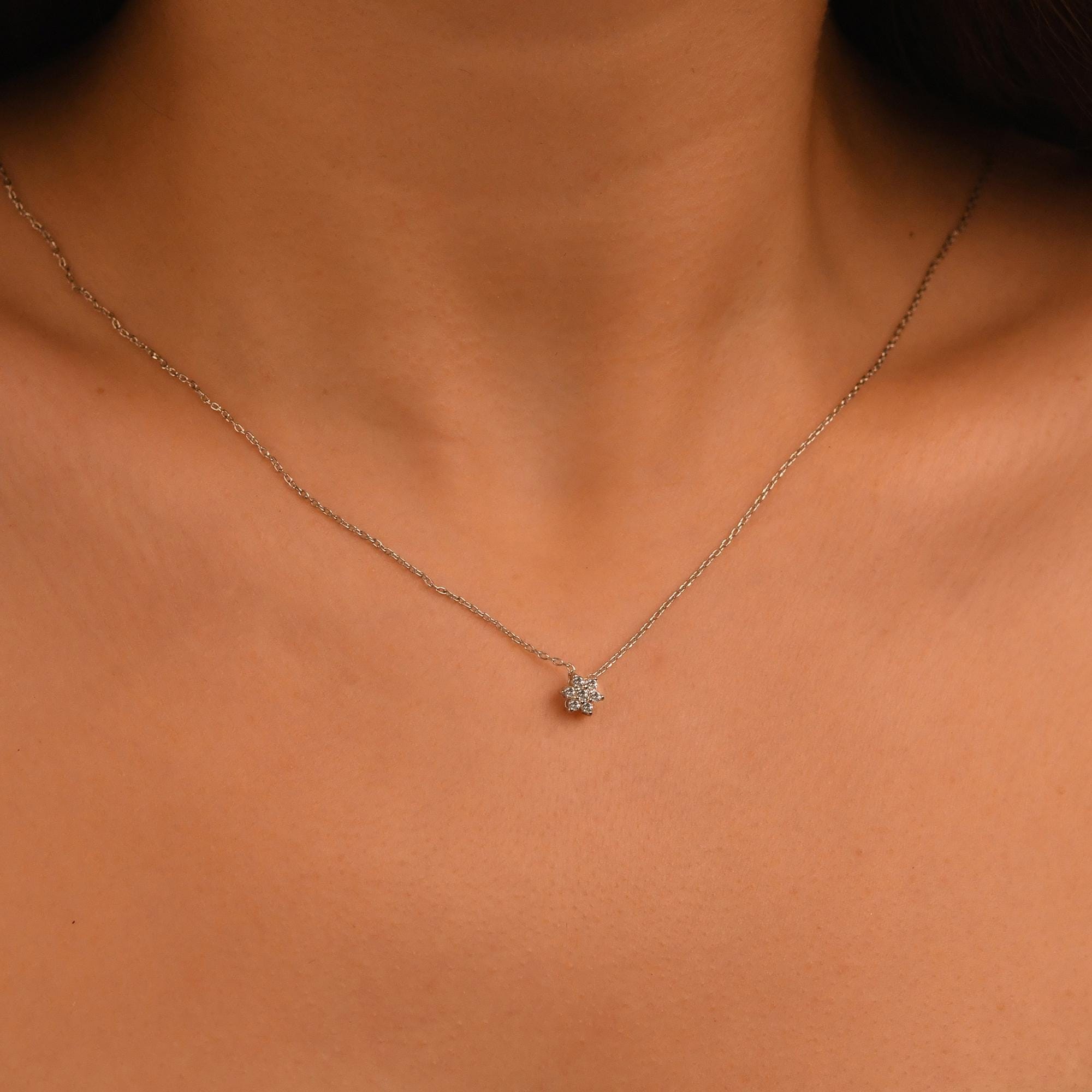 18k Diamond Flower Necklace, 14k Solid Gold Natural Diamond Flower Pendant, Mini Flower Necklace, Daisy Necklace, Dainty Flower Necklace