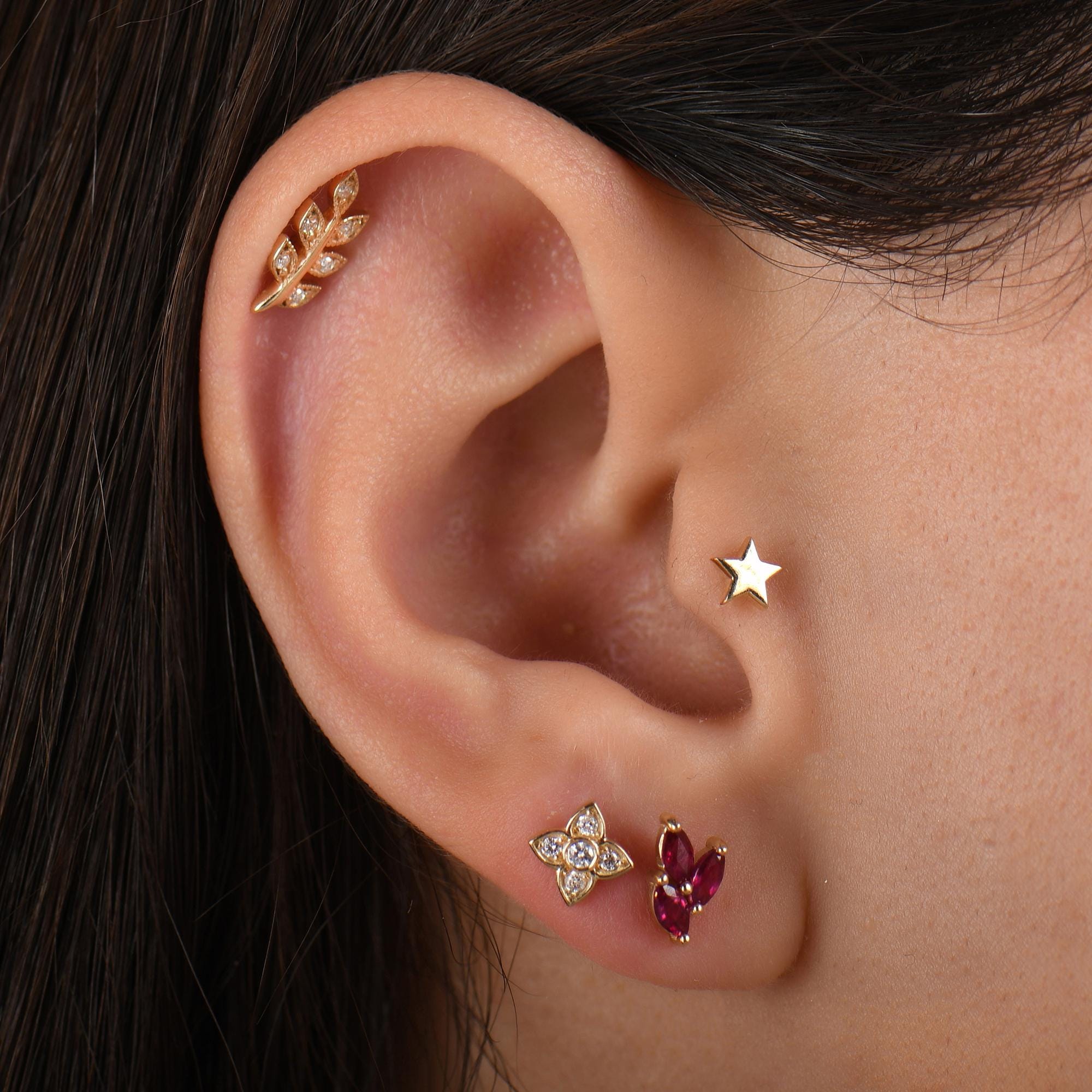 18k Solid Gold Star Tragus Earrings, 14k Real Gold Celestial Tragus Piercing, Dainty Gold Star Cartilage Screw Back Tragus Piercing Jewelry