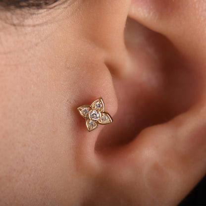 18k Gold Clover Diamond Tragus Piercing, 14k Gold Cartilage Diamond Tragus Earrings, Screw Back Tragus Earrings Jewelry, Clover Earrings
