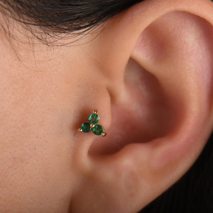 18K Gold Three Stones Natural Emerald Tragus Piercing, 14k Sapphire Cluster Tragus Earrings, Ruby Color Stone Cartilage Tragus Piercing