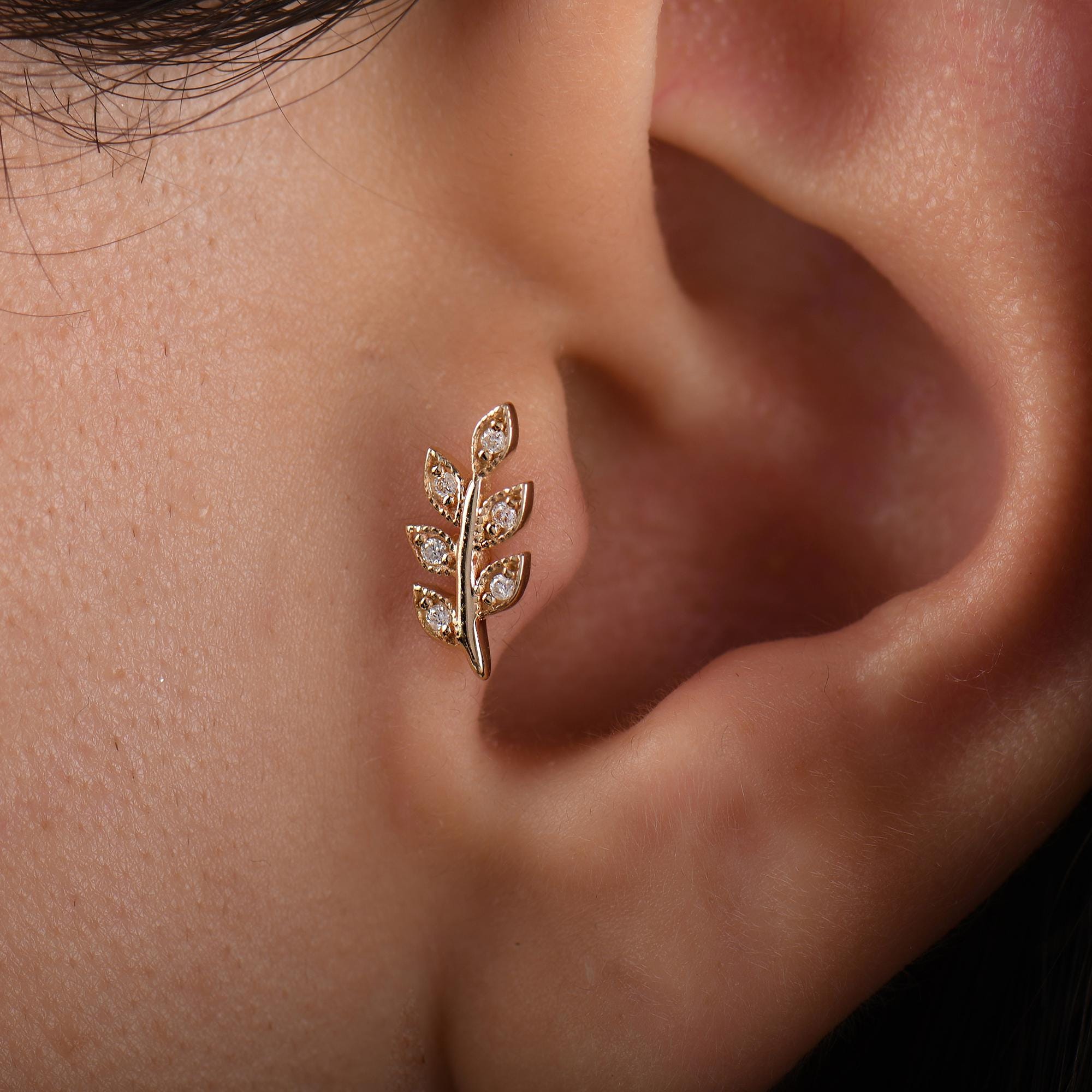18k Diamond Olive Leaf Tragus Piercing, 14k Gold Dainty Leaf Tragus Earrings, Screw Back Diamond Cartilage Leaf Tragus Piercing for Women