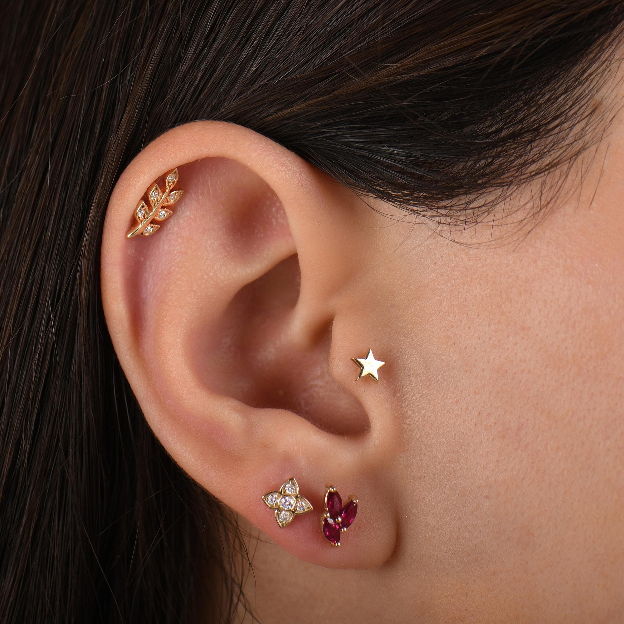 18k Diamond Olive Leaf Tragus Piercing, 14k Gold Dainty Leaf Tragus Earrings, Screw Back Diamond Cartilage Leaf Tragus Piercing for Women