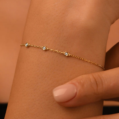 18k Diamond Solitaire Bracelet, 14k Solid Gold Bezel Setting Solitaire Bracelet, Dainty Diamond Layering Bracelet, Gold Adjustable Bracelet