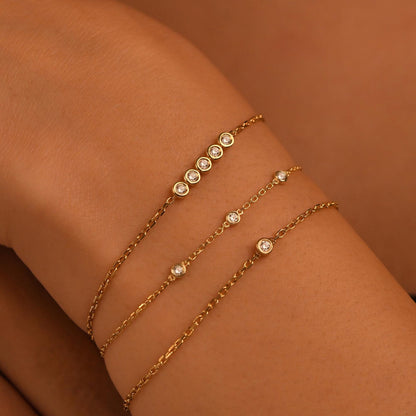 18k Diamond Solitaire Bracelet, 14k Solid Gold Bezel Setting Solitaire Bracelet, Dainty Diamond Layering Bracelet, Gold Adjustable Bracelet