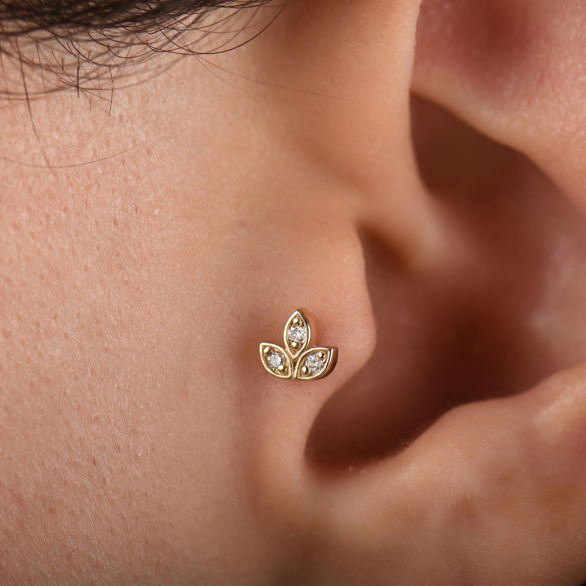 18k Solid Gold Dainty Diamond Clover Tragus Piercing, 14k Lotus Diamond Tragus Earrings, Three Leaf Clover Gold Cartilage Tragus Piercing