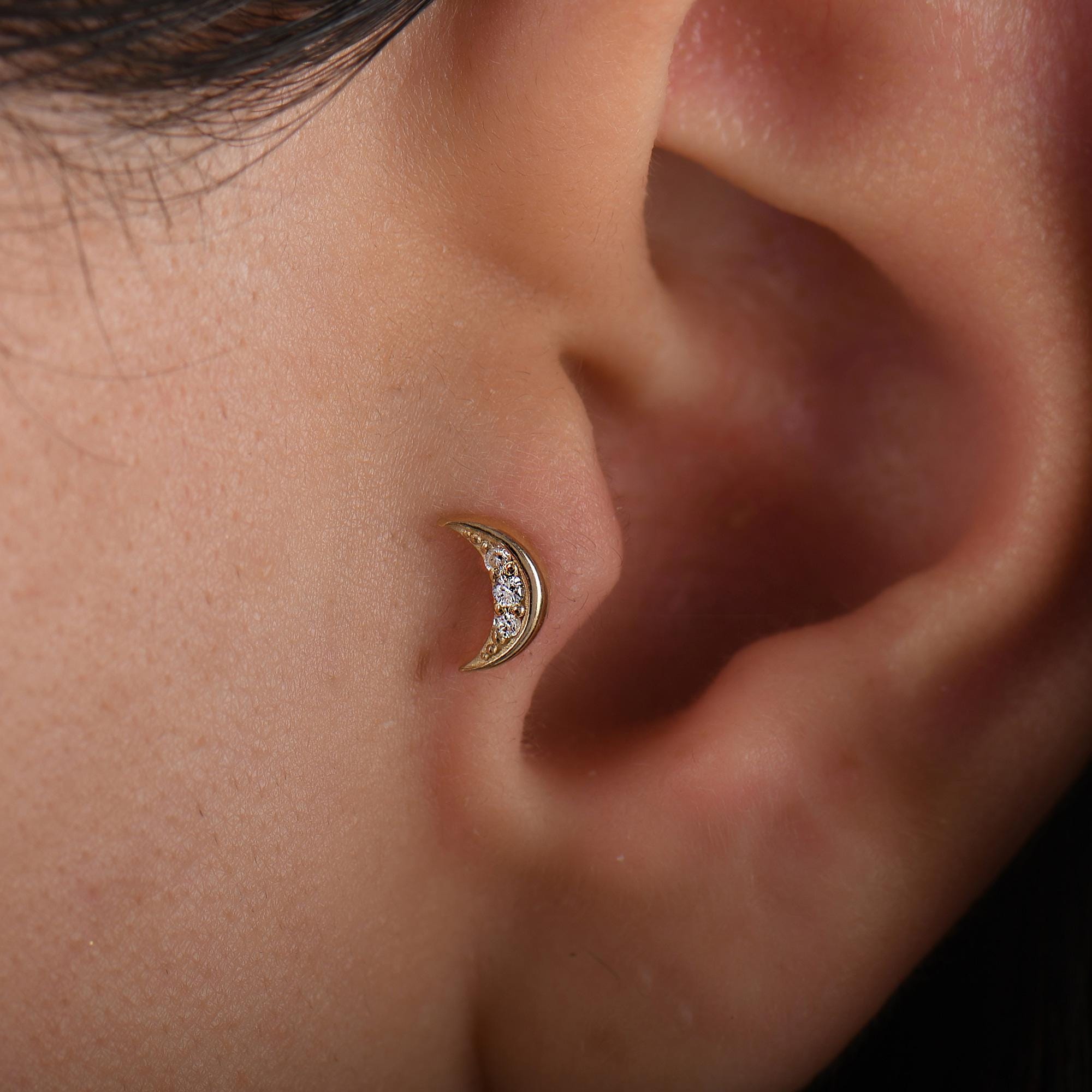 18k Diamond Moon Cartilage Tragus Earring, 14k Solid Gold Half Moon Tragus Piercing, Moon Cartilage Earring, Mini Moon Diamond Earrings